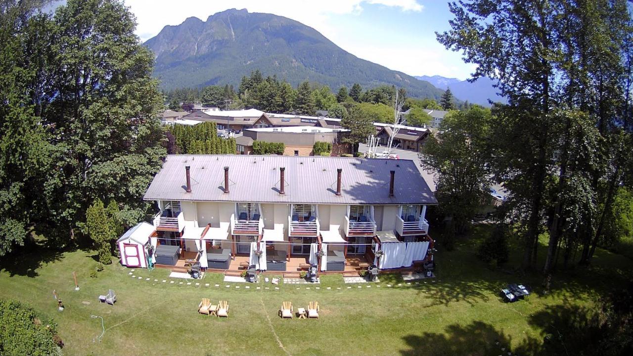 Moon River Suites #5 North Bend Extérieur photo